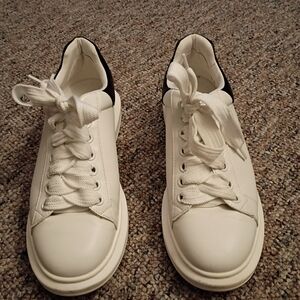 Steve Madden Gaines Platform Sneaker